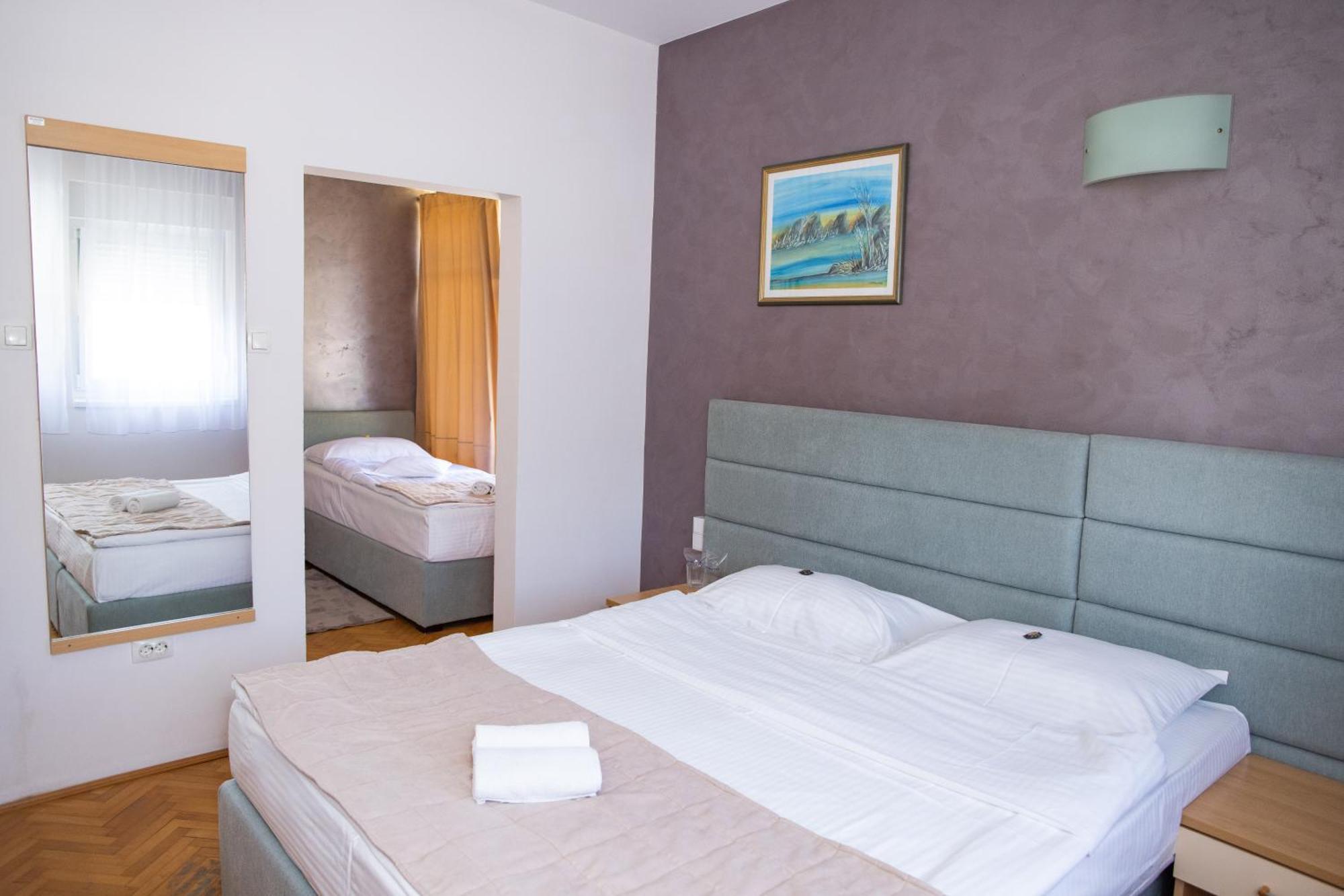 Motel New Sanatron Bosanski Novi エクステリア 写真
