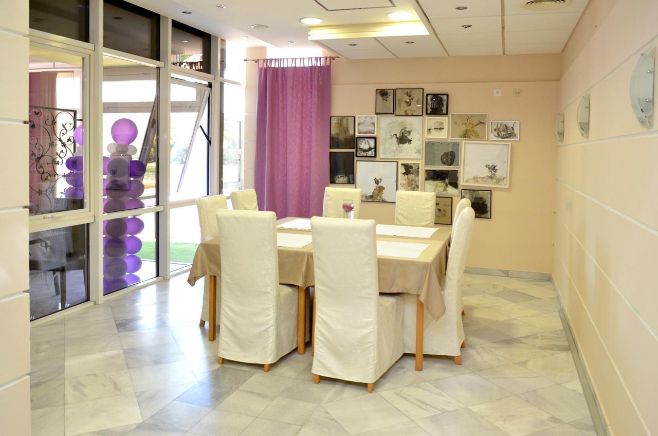 Motel New Sanatron Bosanski Novi エクステリア 写真